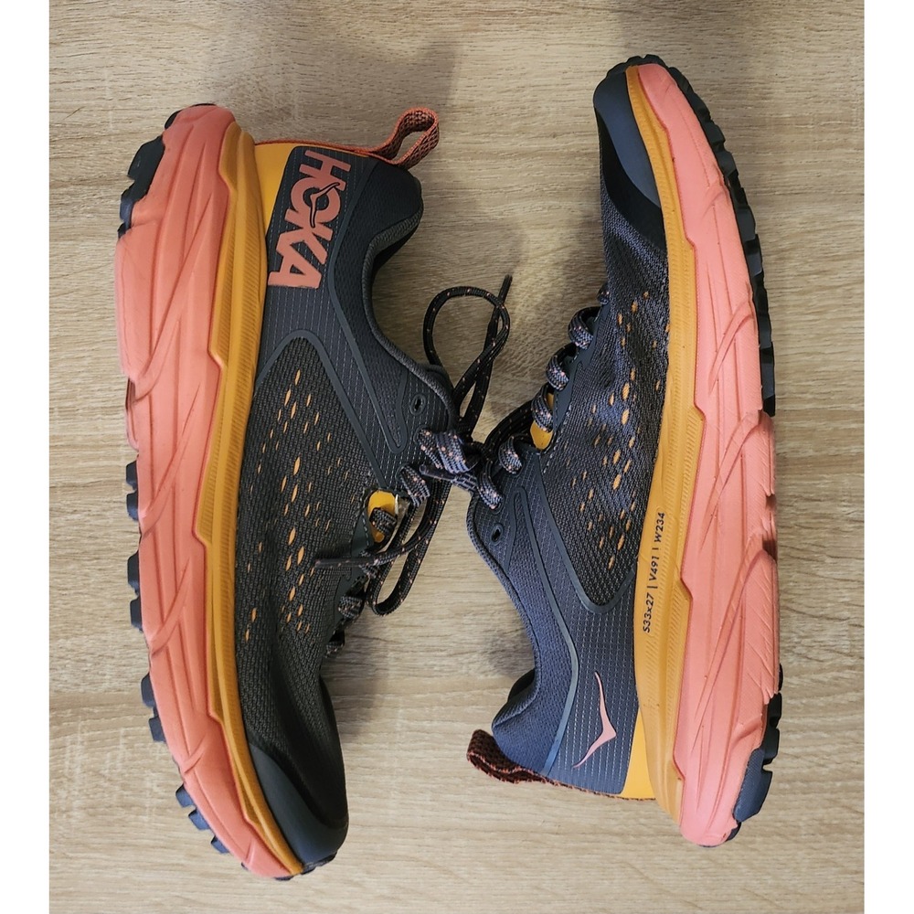 Hoka One One Challenger ATR 6 Women's Wide Castlerock Camellia Sneakers Sz 5B